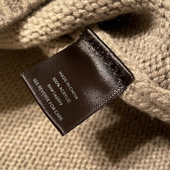 Simply Vera Wang Blue Gray Ombre Sweater, L - Picture 7 of 10